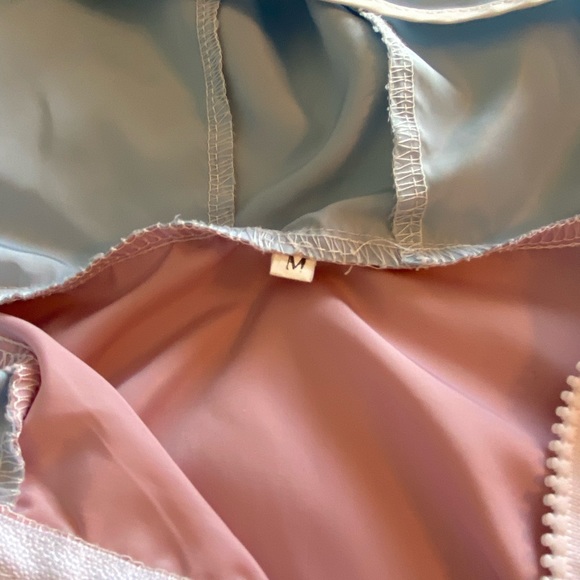 Baby blue and pink coat - Picture 2 of 2
